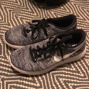 Nike Lunarepic Flyknit Size 9